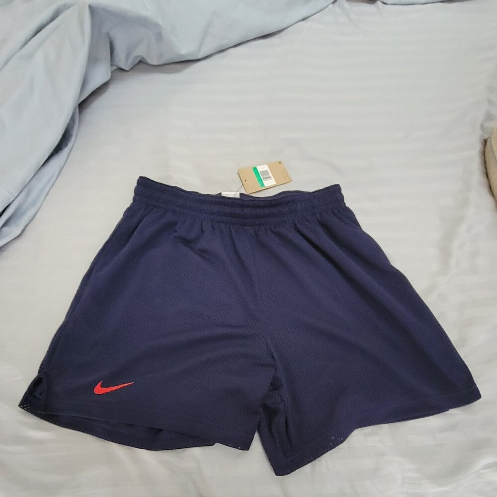 NWT Nike Dri-Fit Move to Zero Navy Blue shorts, size XL